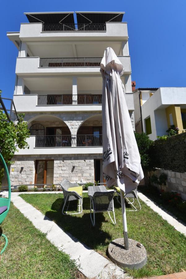 Buba Guest House Budva Bagian luar foto