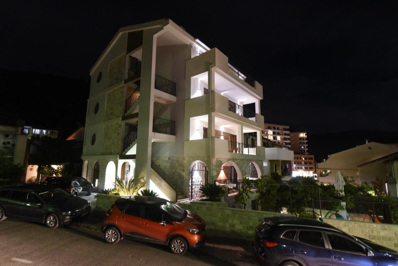 Buba Guest House Budva Bagian luar foto