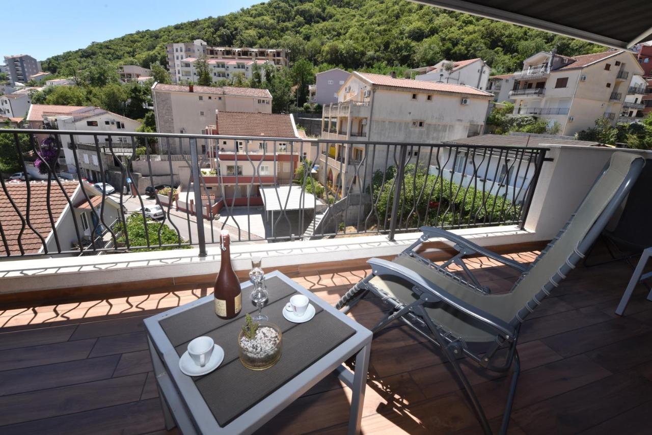Buba Guest House Budva Bagian luar foto